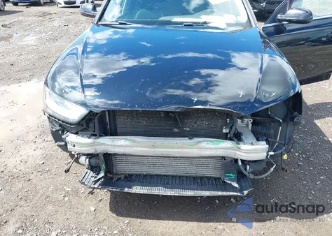 2015 Audi A4 2.0T Premium z USA, uszkodzony, nr VIN WAUBFAFL7FN013853